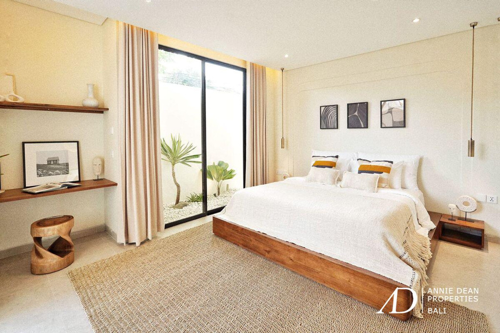 YEARLY RENTAL 3-BEDROOM MEDITERRANEAN-STYLE VILLA IN SEMINYAK