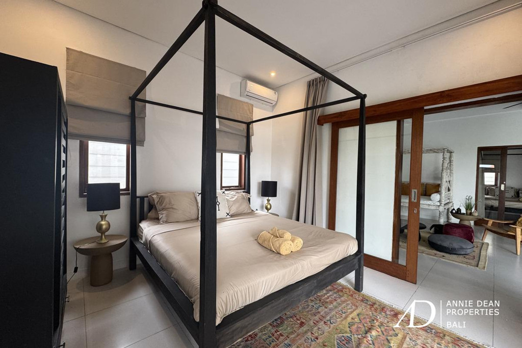 LEASEHOLD SINGLE-LEVEL 3-BEDROOM VILLA IN PEACEFUL NYANYI, CANGGU