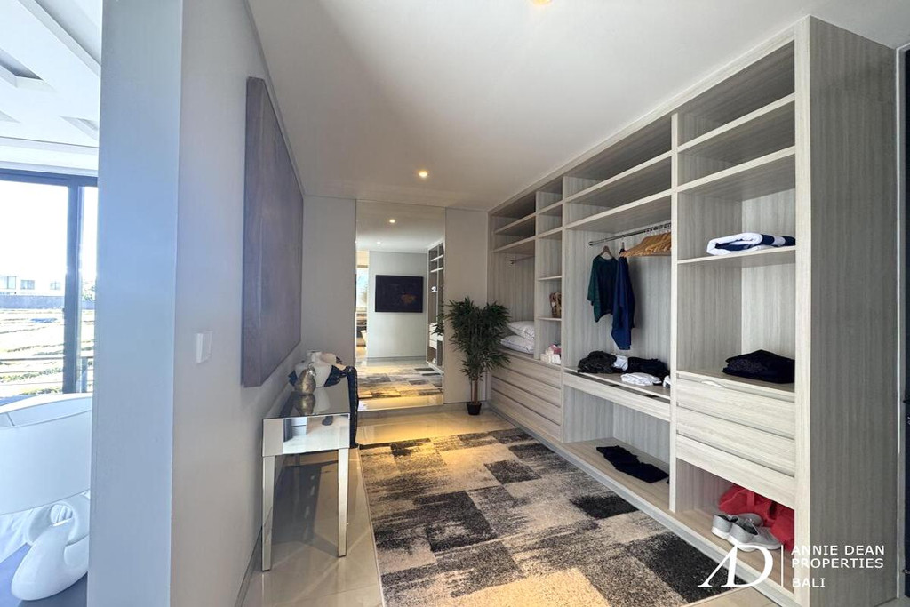  YEARLY RENTAL MODERN 3-LEVEL VILLA WITH OCEAN VIEWS - 300M FROM THE BEACH