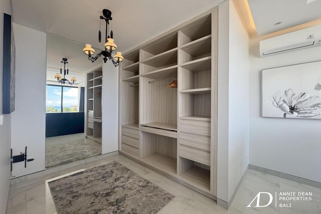  YEARLY RENTAL MODERN 3-LEVEL VILLA WITH OCEAN VIEWS - 300M FROM THE BEACH