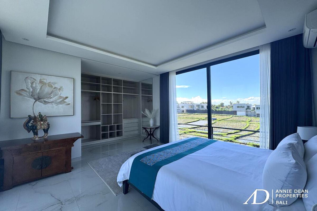  YEARLY RENTAL MODERN 3-LEVEL VILLA WITH OCEAN VIEWS - 300M FROM THE BEACH