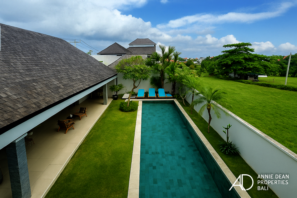 FREEHOLD 5-BEDROOM VILLA IN THE PRIME AREA OF BATU BOLONG, CANGGU