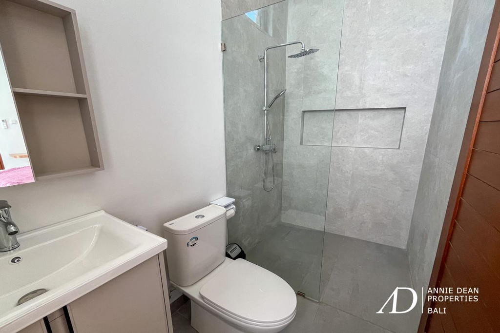 LEASEHOLD | BRAND NEW 3-BEDROOM VILLA IN BALANGAN