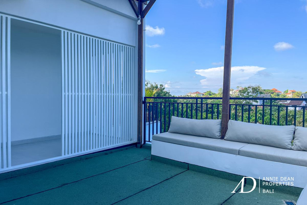 LEASEHOLD | BRAND NEW 3-BEDROOM VILLA IN BALANGAN