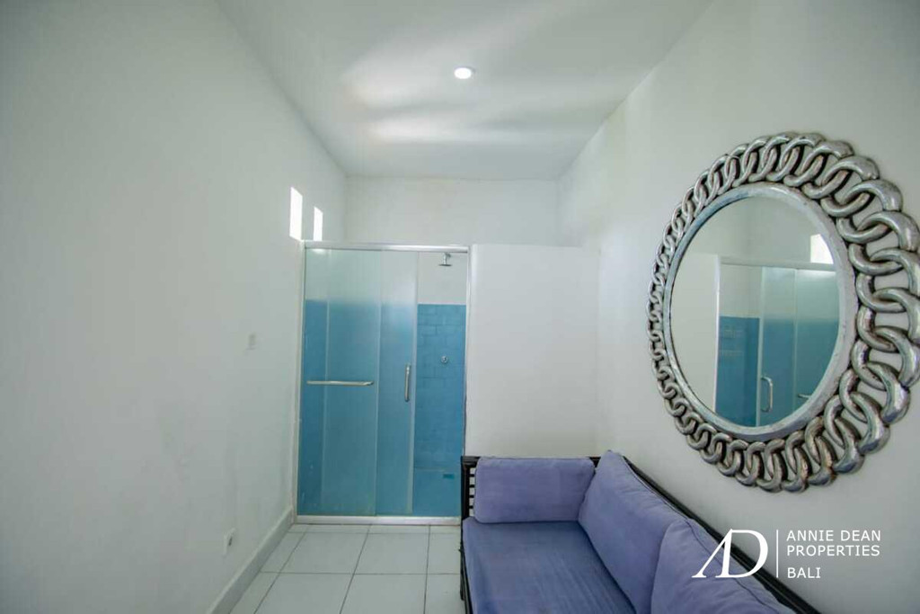 LEASEHOLD 10 YEARS | 3-BEDROOM VILLA WITH GARDEN & POOL NEAR KEROBOKAN