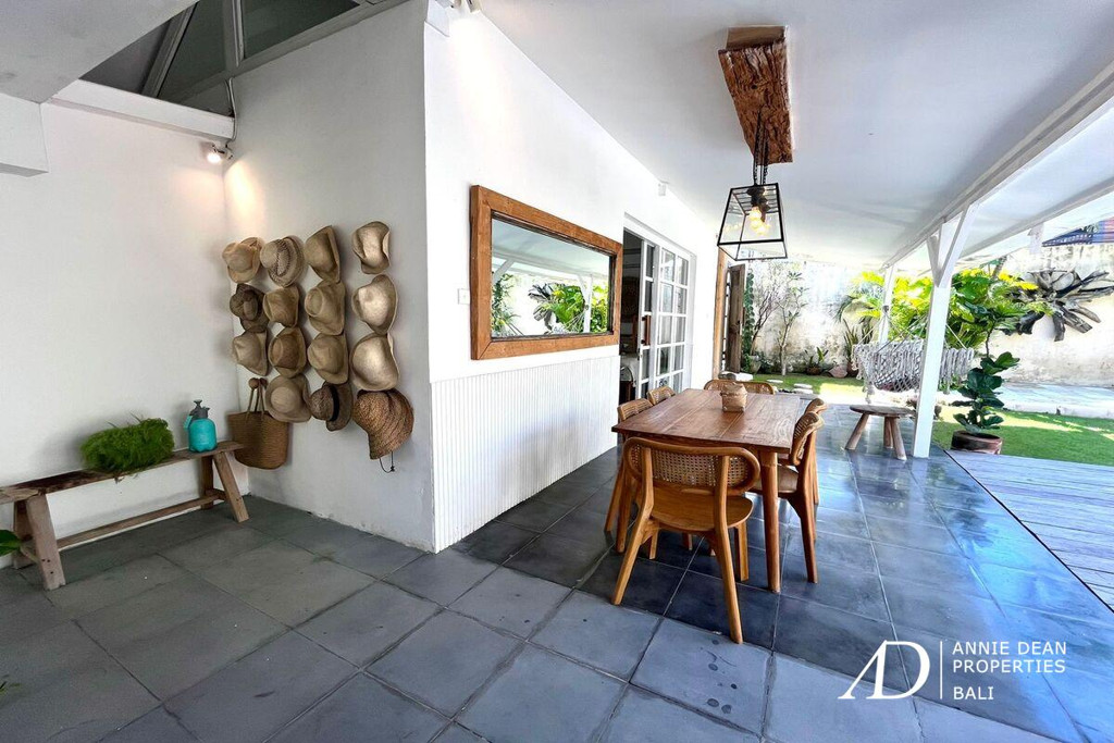 YEARLY RENTAL | 3-BEDROOM VILLA WITH GARDEN IN SEMINYAK
