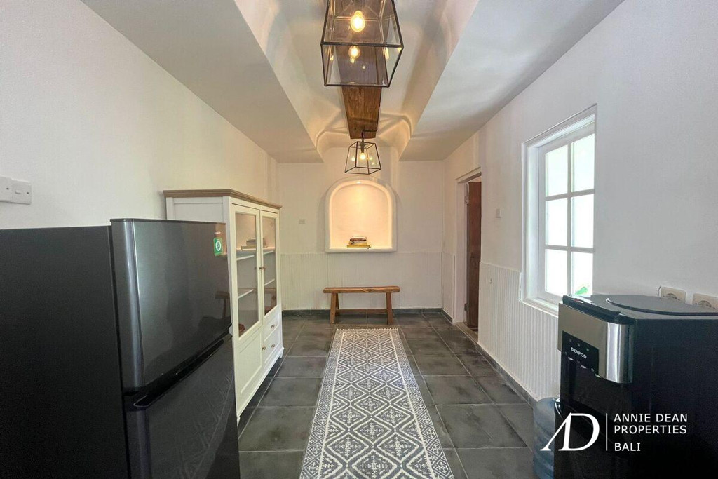 YEARLY RENTAL | 3-BEDROOM VILLA WITH GARDEN IN SEMINYAK