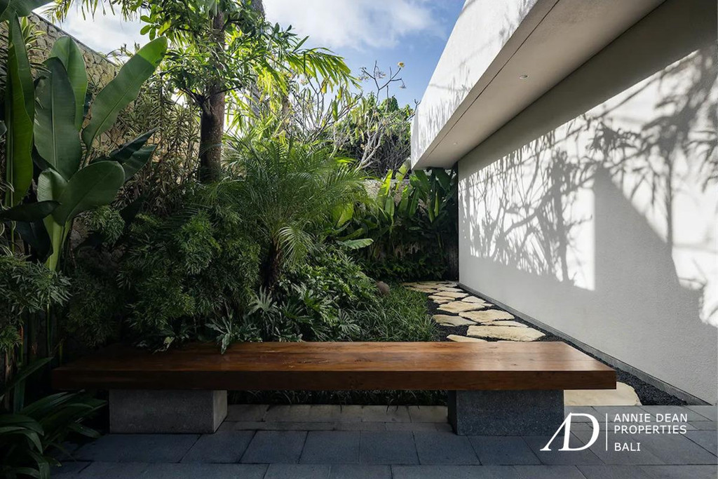 FREEHOLD | HIGH-QUALITY CONTEMPORARY VILLA IN PRIME UMALAS