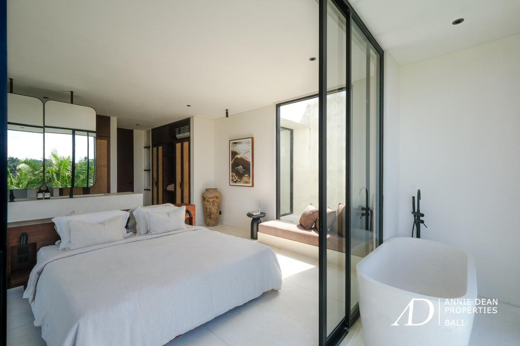 FREEHOLD 3 BEDROOM VILLA IN BERABAN - NEAR NYANYI 