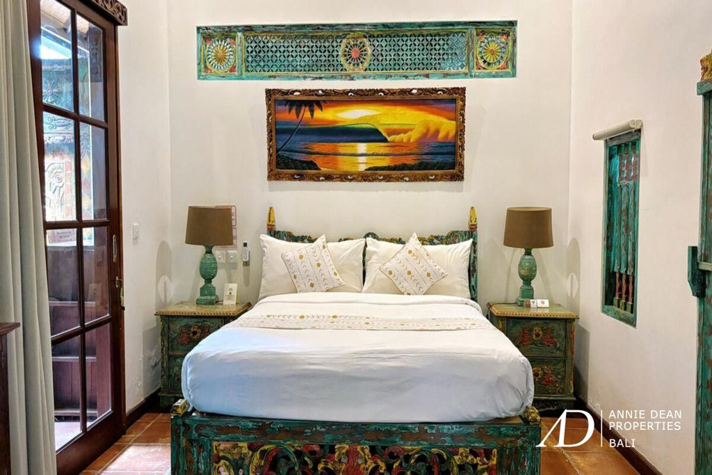 FREEHOLD | BALINESE-STYLE VILLA IN CENTRAL SEMINYAK