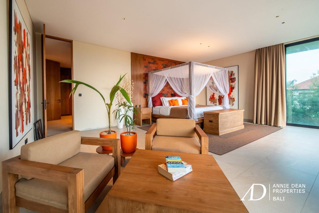 LEASEHOLD | MODERN TROPICAL FAMILY VILLA IN PRIME SANUR