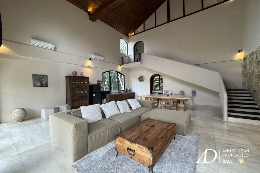 FREEHOLD | MODERN RIVERSIDE VILLA IN NYANYI CANGGU