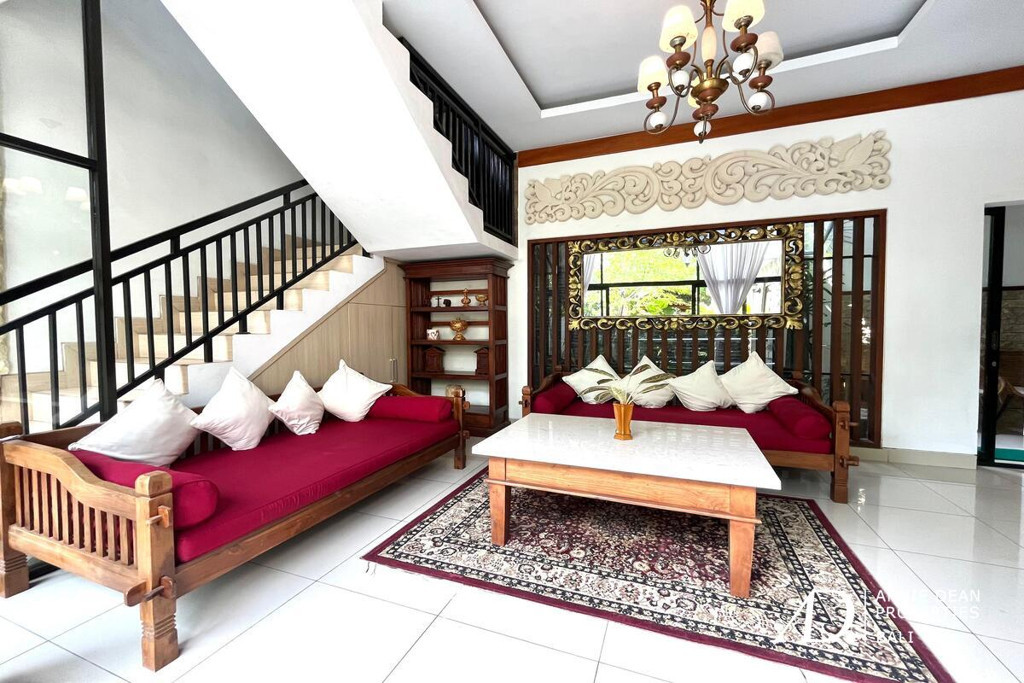 YEARLY / MONTHLY RENTAL | 3-BEDROOM WITH POOL IN KEROBOKAN