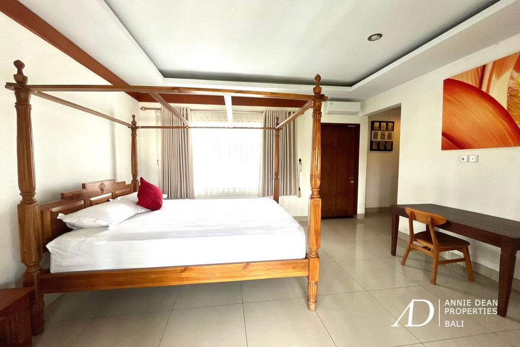 YEARLY / MONTHLY RENTAL | 3-BEDROOM WITH POOL IN KEROBOKAN