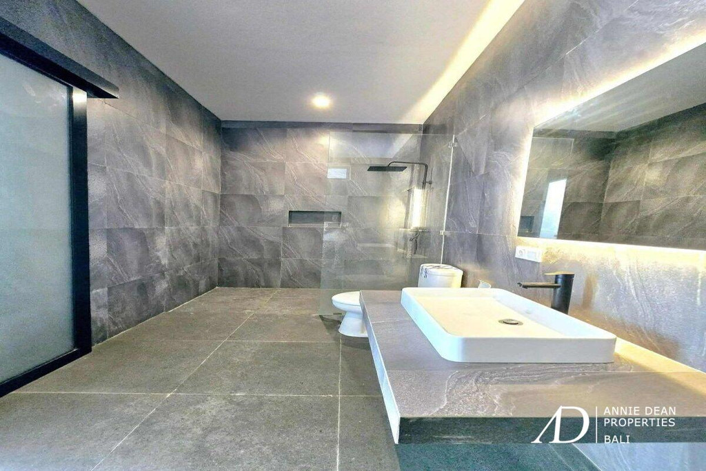 YEARLY RENTAL | BRAND NEW 3-BEDROOM VILLA IN PERERENAN 