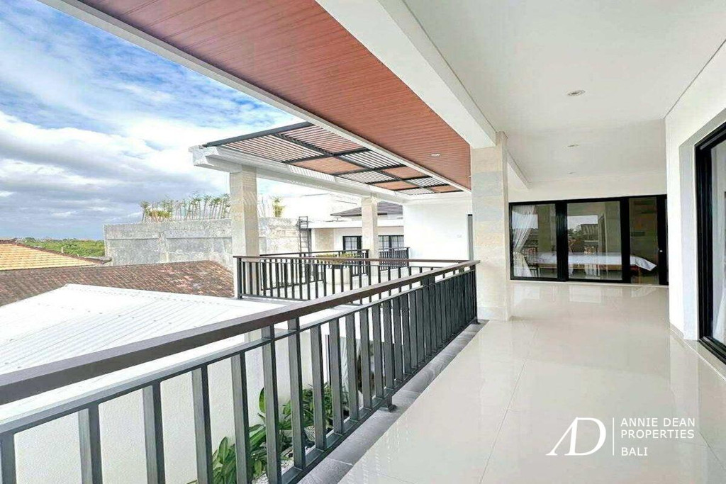 YEARLY RENTAL | BRAND NEW 3-BEDROOM VILLA IN PERERENAN 