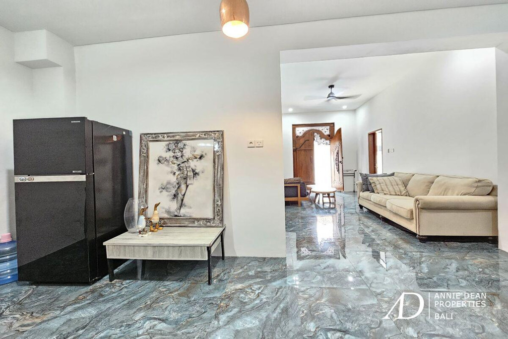 YEARLY RENTAL | MODERN 3-BEDROOM VILLA IN THE HEART OF CANGGU