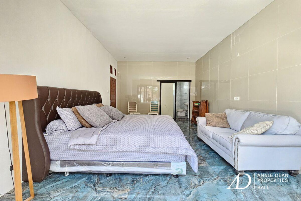 YEARLY RENTAL | MODERN 3-BEDROOM VILLA IN THE HEART OF CANGGU