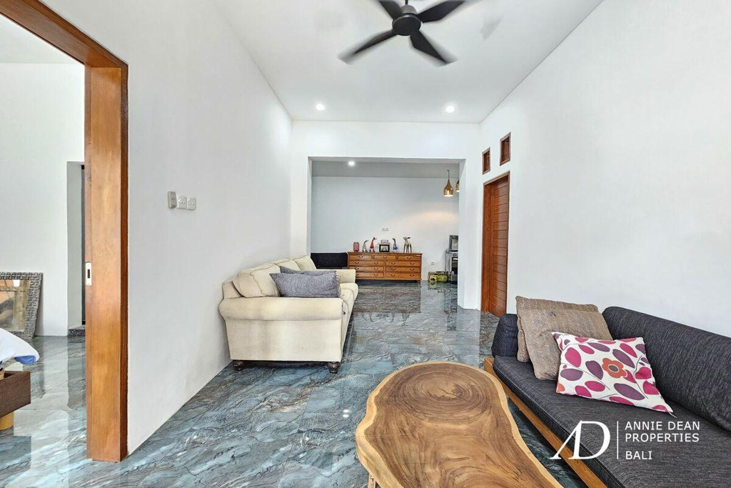 YEARLY RENTAL | MODERN 3-BEDROOM VILLA IN THE HEART OF CANGGU