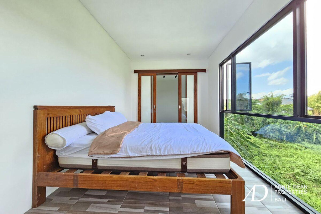 YEARLY RENTAL | MODERN 3-BEDROOM VILLA IN THE HEART OF CANGGU