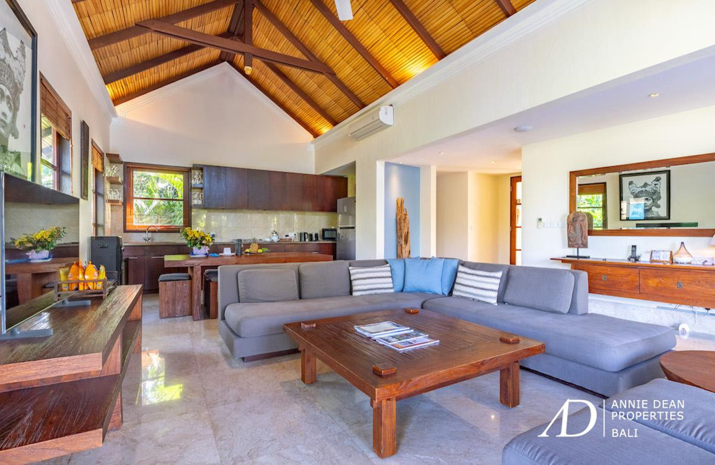 FREEHOLD | 3-BED VILLA WITHIN A LUXURY RESORT WITH BEACH ACCESS