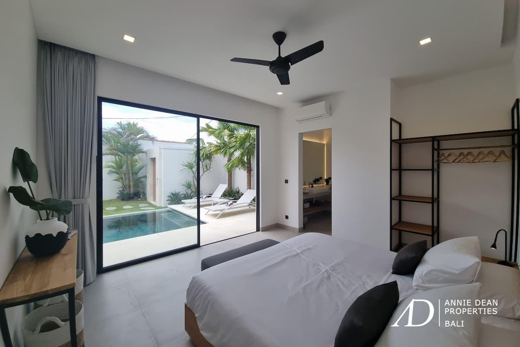 LEASEHOLD | VILLA COMPLEX 3-VILLAS IN PRIME SEMINYAK