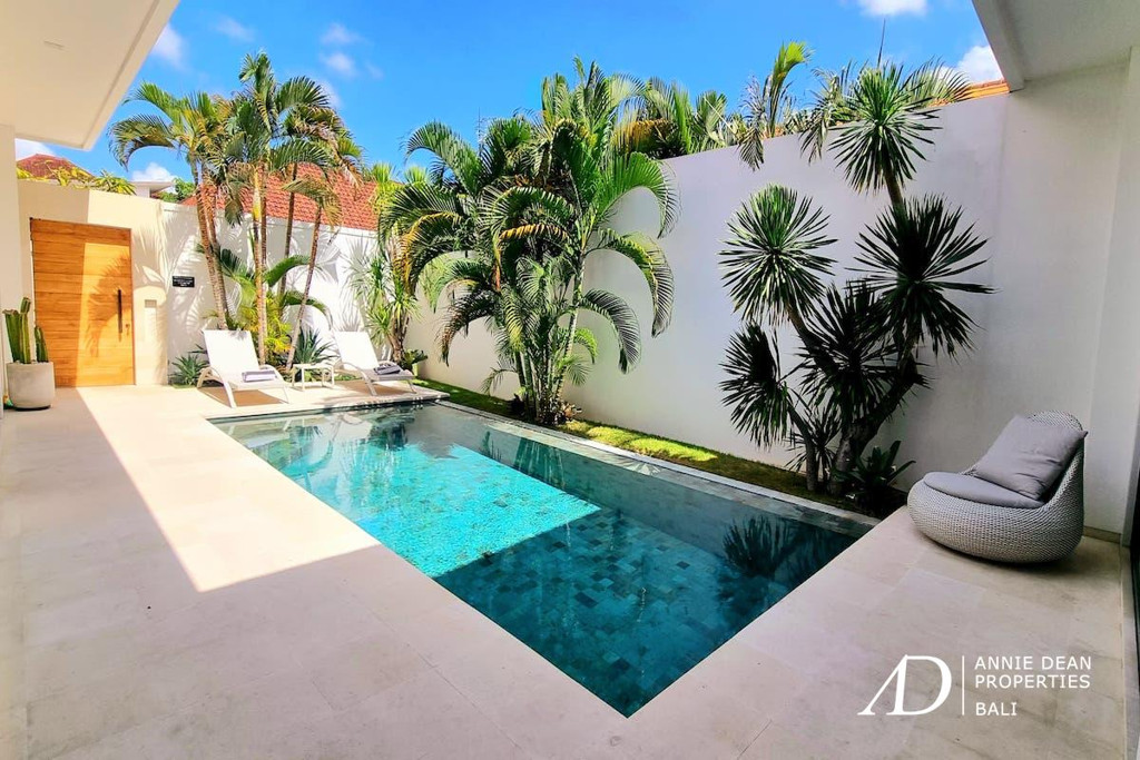 LEASEHOLD | VILLA COMPLEX 3-VILLAS IN PRIME SEMINYAK