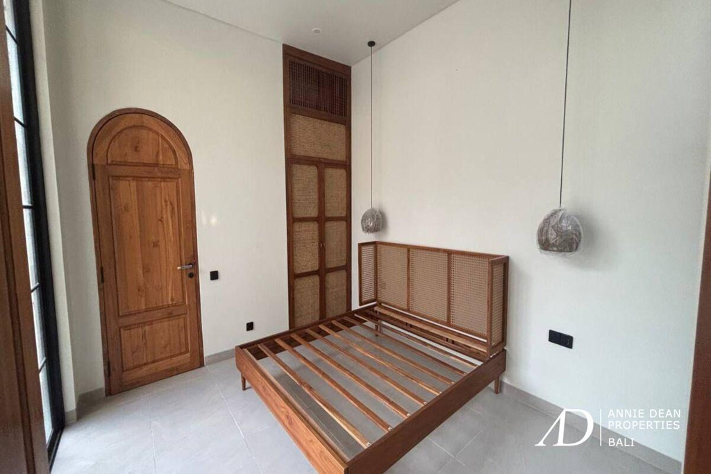 LEASEHOLD | BRAND NEW 2-BEDROOM VILLA NEAR THE BEACH IN CEMAGI