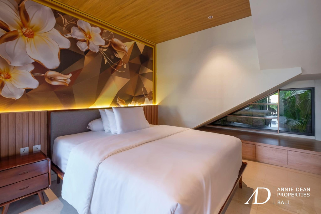 FREEHOLD | JOGLO-STYLE VILLA WITH MODERN ARCHITECTURE IN  SANUR