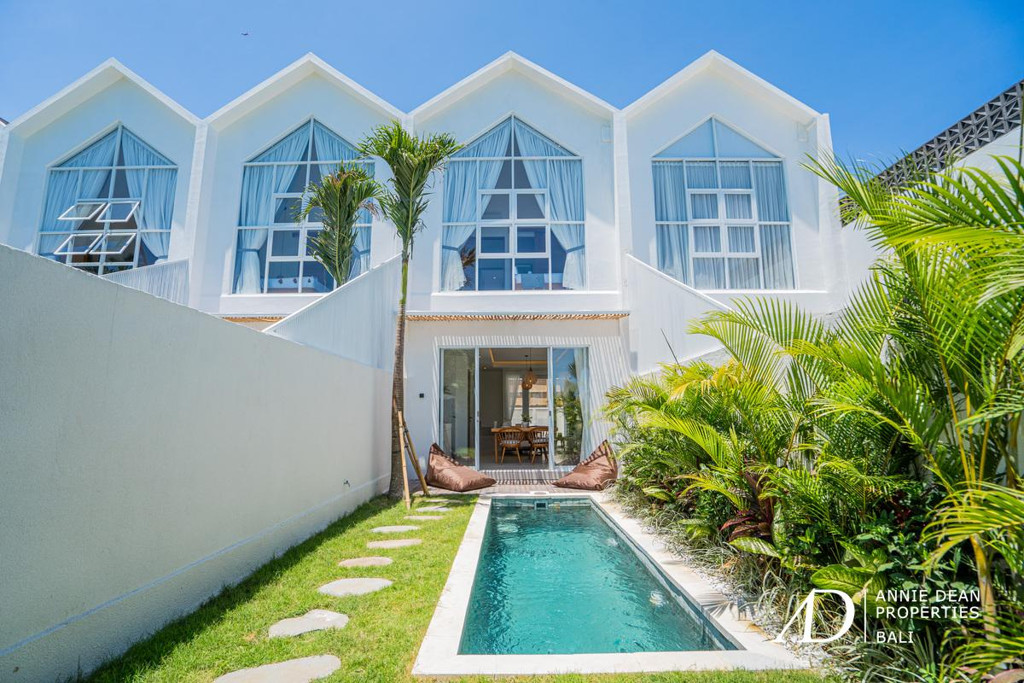 LEASEHOLD | MODERN 2-BEDROOM VILLA IN TUMBAK BAYUH