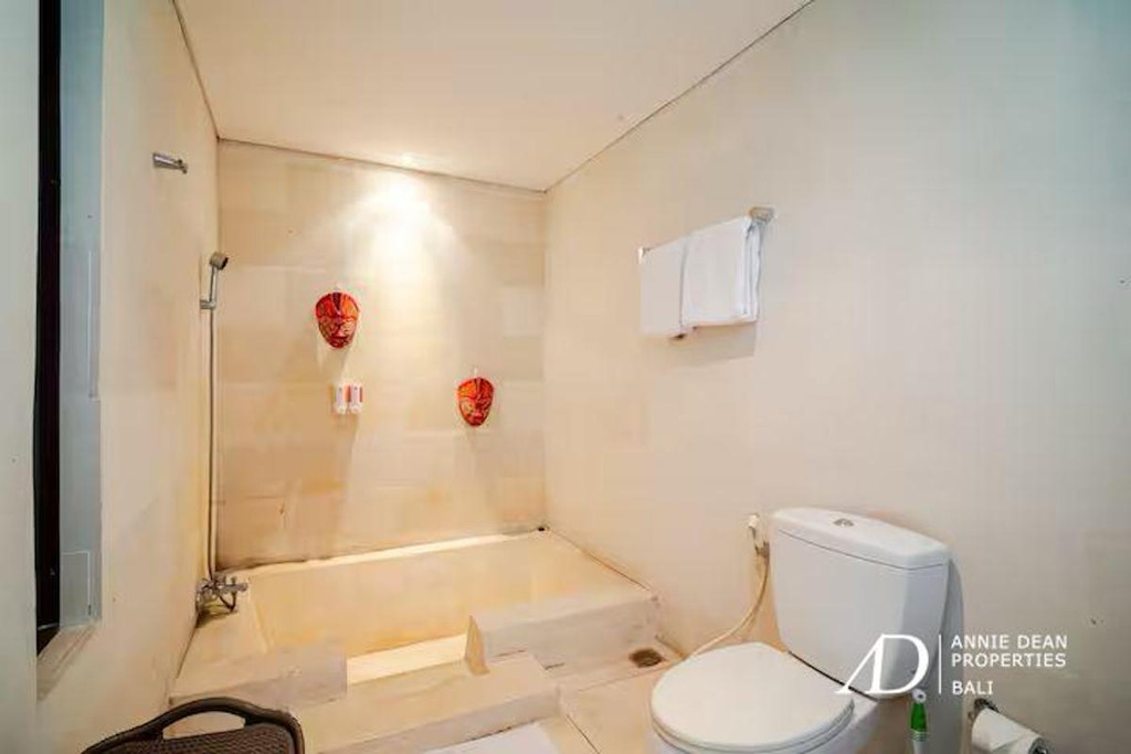 FREEHOLD | 3-BEDROOM  TROPICAL VILLA IN PERERENAN CANGGU