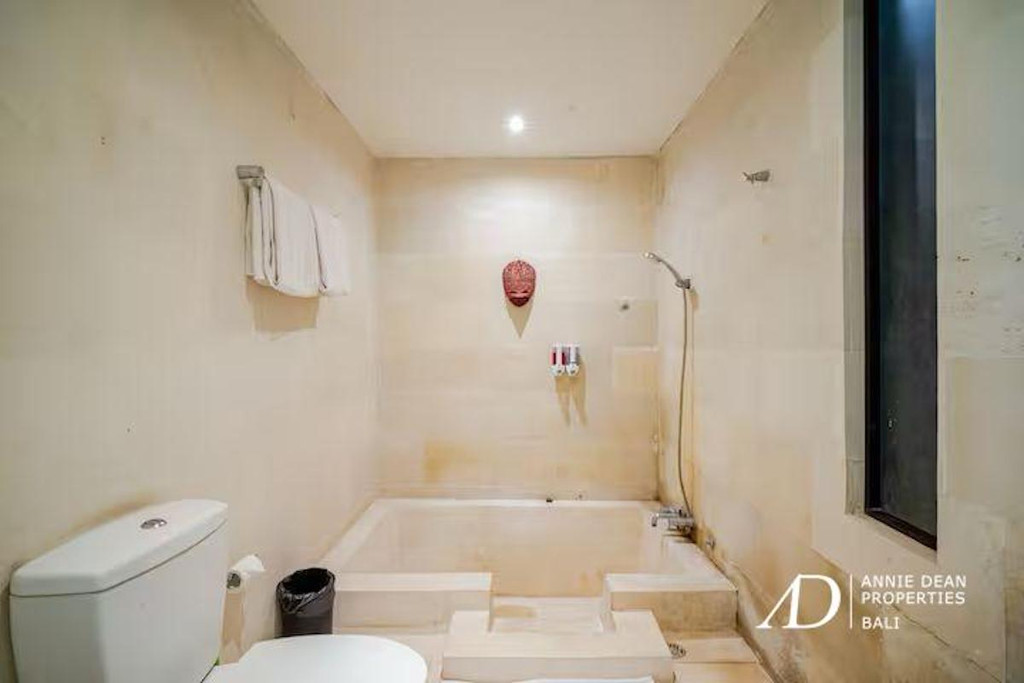 FREEHOLD | 3-BEDROOM  TROPICAL VILLA IN PERERENAN CANGGU