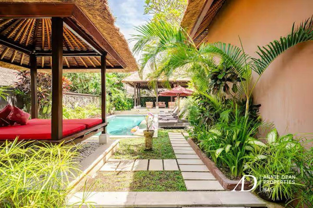 FREEHOLD | 3-BEDROOM  TROPICAL VILLA IN PERERENAN CANGGU