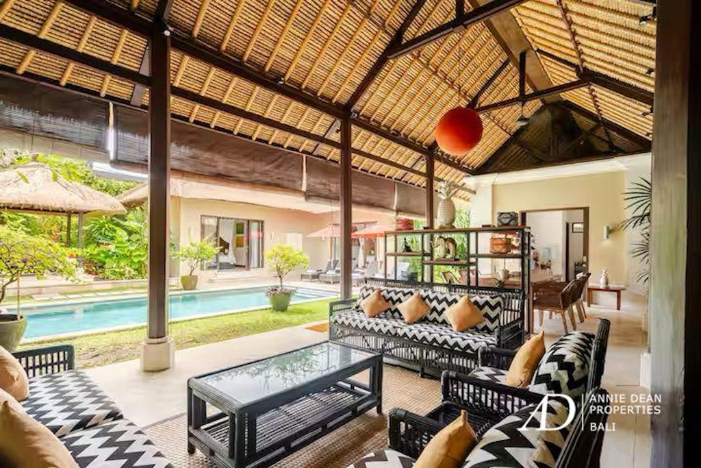 FREEHOLD | BALINESE STYLE WITHIN A COMPLEX  VILLA IN PERERENAN CANGGU