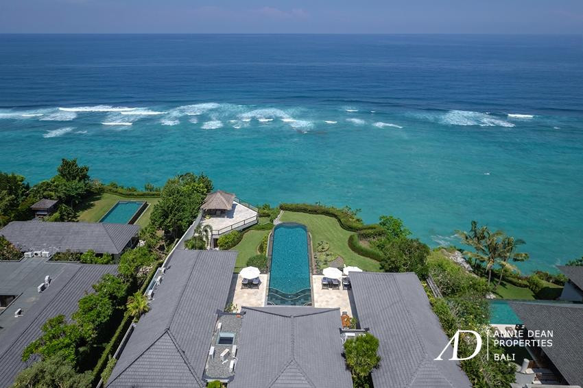 FREEHOLD | OCEANVIEW VILLA IN EXCLUSIVE CLIFFTOP ESTATE, SOUTH BALI