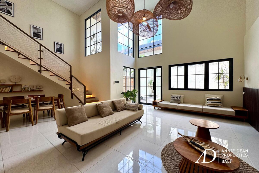 YEARLY RENTAL | MODERN 2-3 BEDROOM VILLA IN KEROBOKAN NEAR SEMINYAK