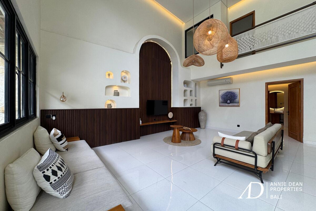 YEARLY RENTAL | MODERN 2-3 BEDROOM VILLA IN KEROBOKAN NEAR SEMINYAK