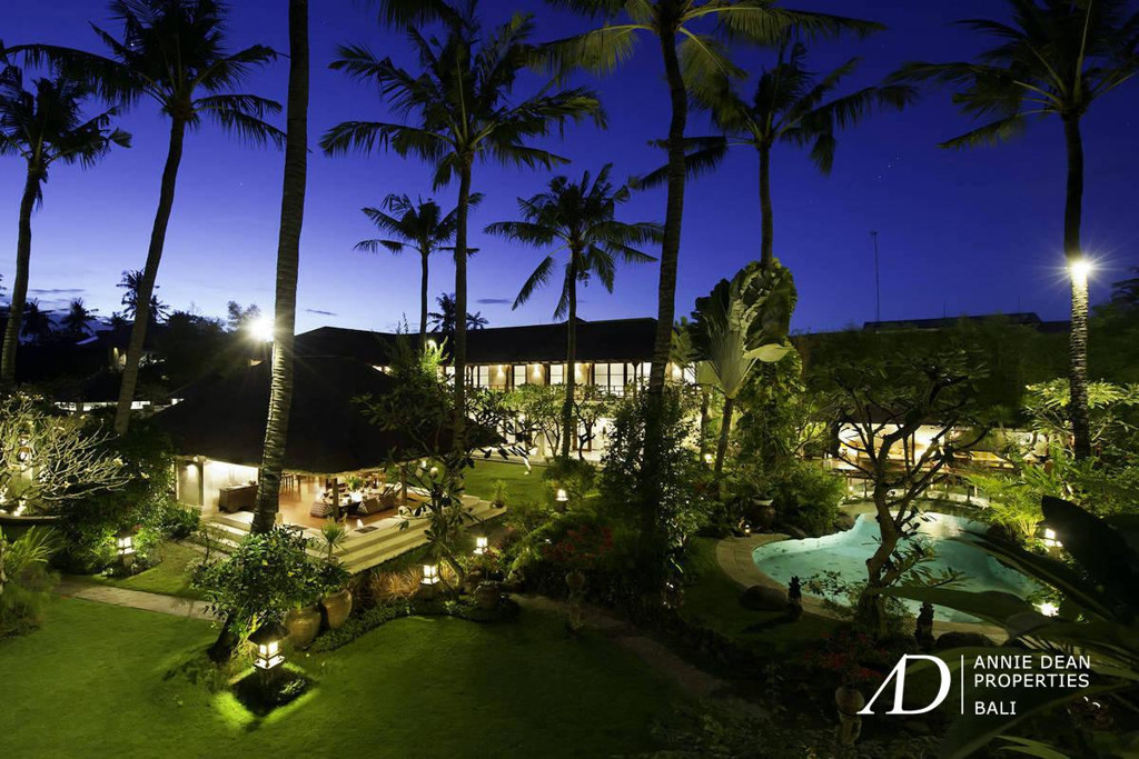 FREEHOLD | 8-BEDROOM ESTATE NEAR MERTASARI BEACH SANUR, BALI