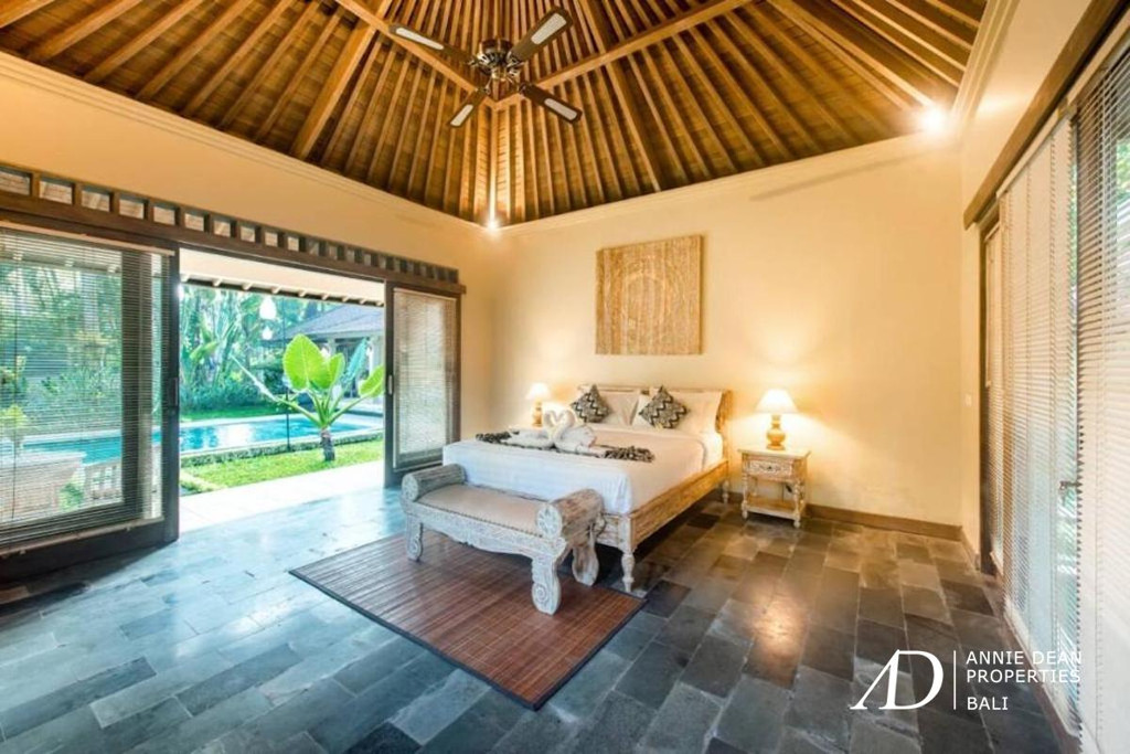FREEHOLD | TROPICAL 7-BEDROOM ESTATE IN PAYANGAN - UBUD 
