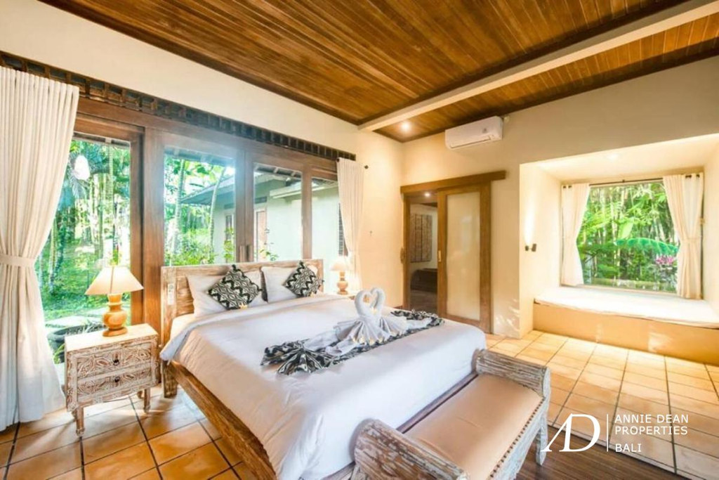 FREEHOLD | TROPICAL 7-BEDROOM ESTATE IN PAYANGAN - UBUD 