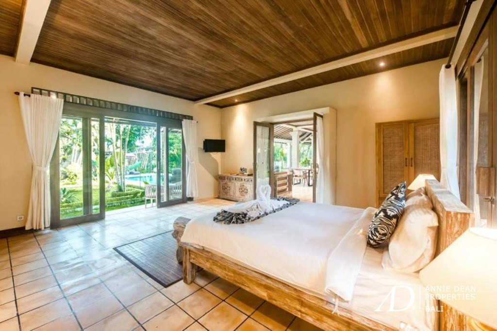 FREEHOLD | TROPICAL 7-BEDROOM ESTATE IN PAYANGAN - UBUD 