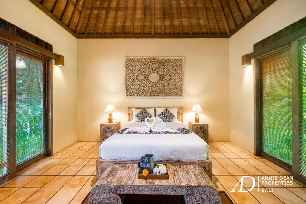 FREEHOLD | TROPICAL 7-BEDROOM ESTATE IN PAYANGAN - UBUD 