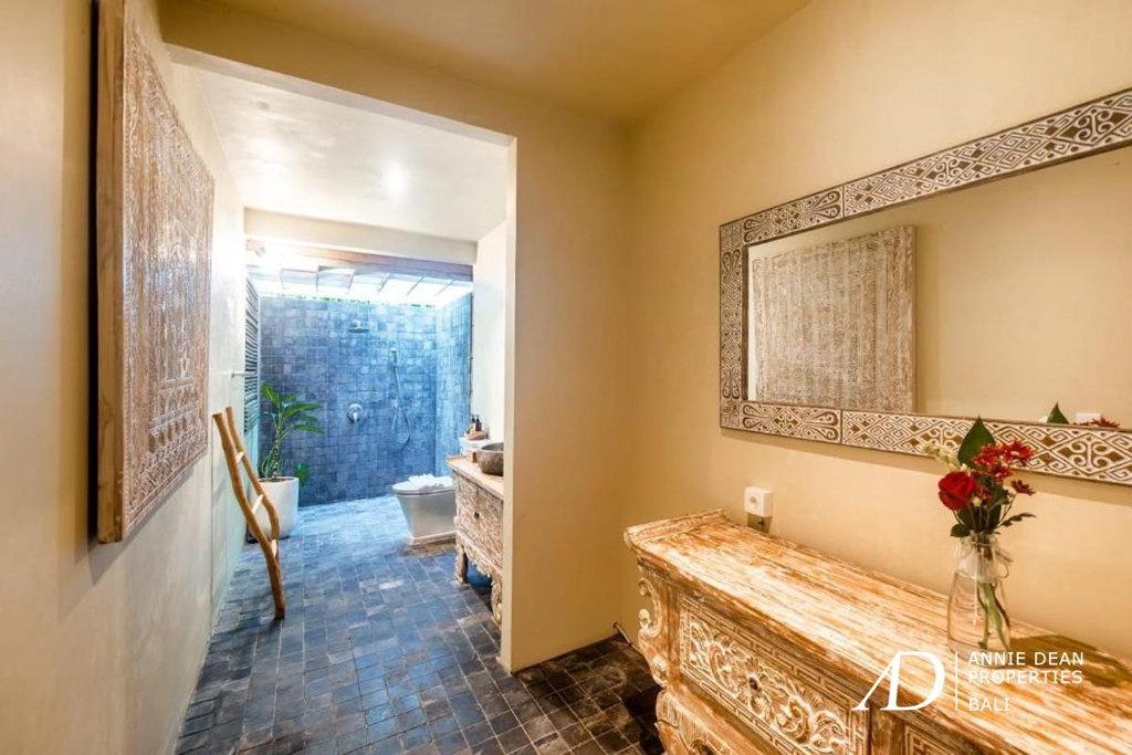 FREEHOLD | TROPICAL 7-BEDROOM ESTATE IN PAYANGAN - UBUD 