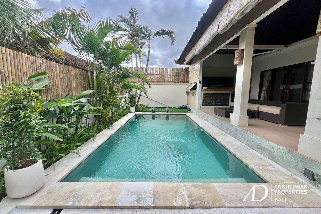 LEASEHOLD | 2-BEDROOM BALINESE VILLA IN UMALAS