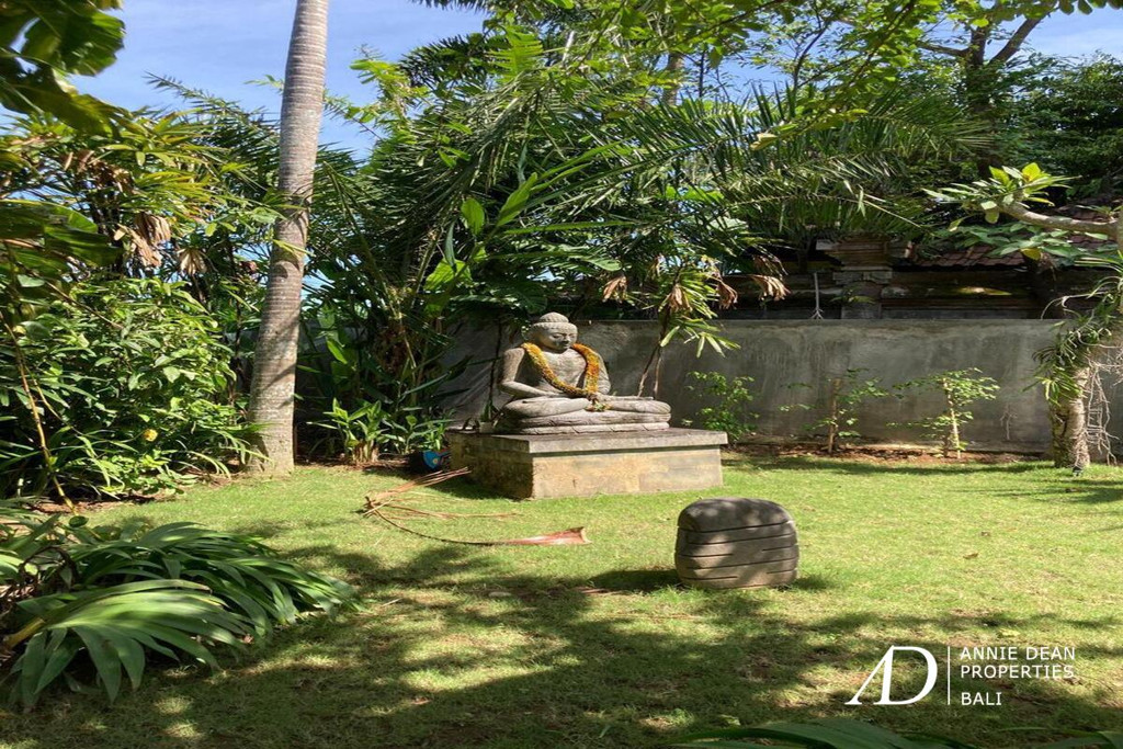 YEARLY RENTAL 2 BEDROOM IN TYING TUTUL CANGGU 