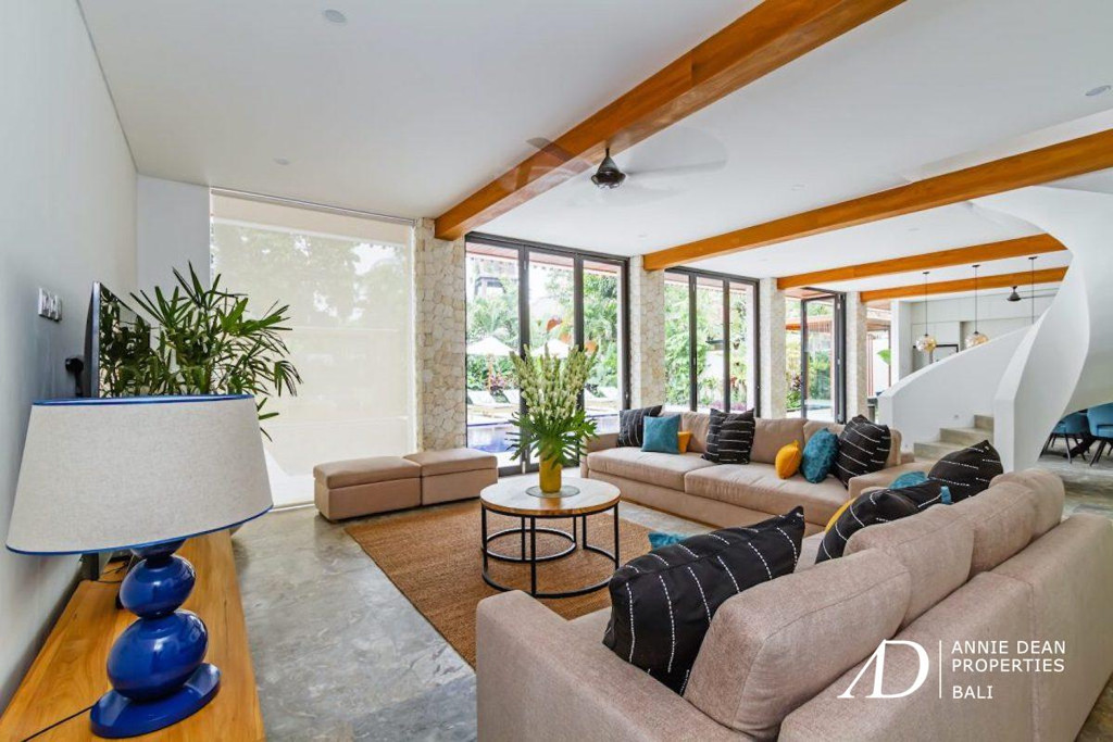 FREEHOLD | INVESTMENT PROPERTY 6 BEDS IN PRIME SEMINYAK LOCATION