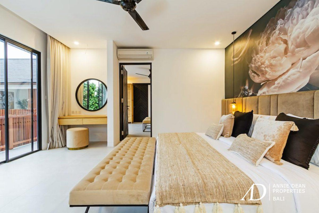 FREEHOLD | INVESTMENT PROPERTY 6 BEDS IN PRIME SEMINYAK LOCATION