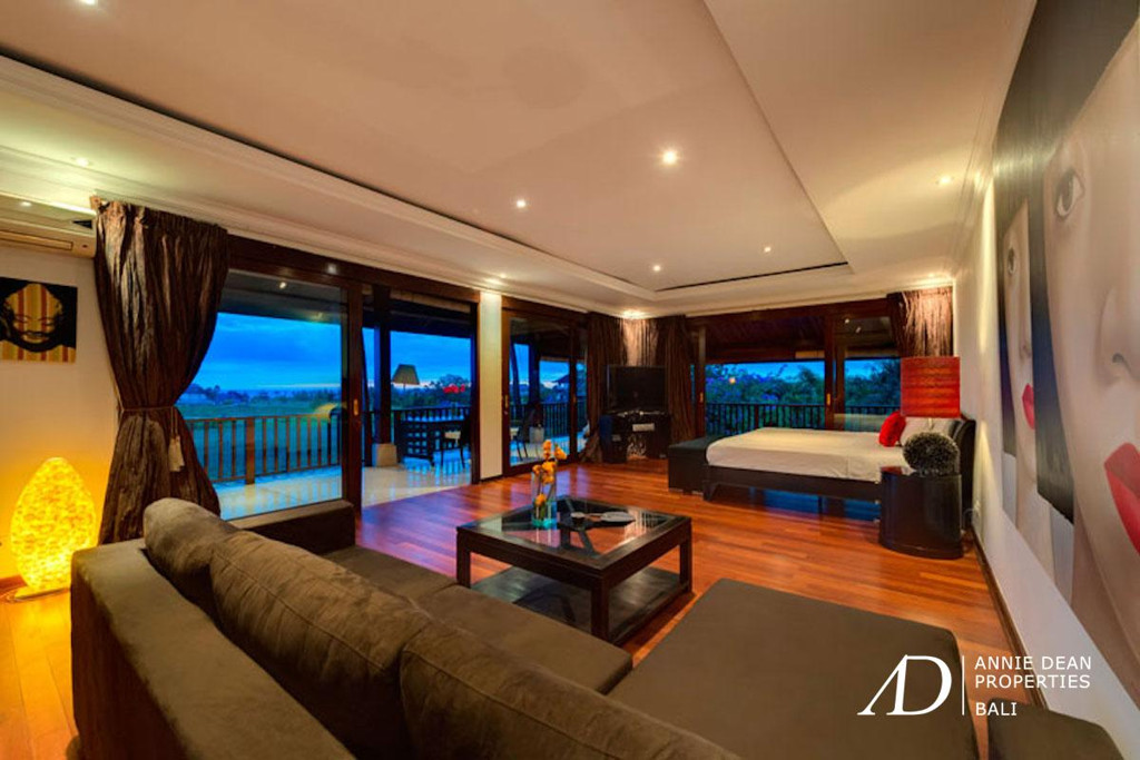 FREEHOLD | MAGNIFICENT 8-BEDROOM ESTATE | PERERENAN