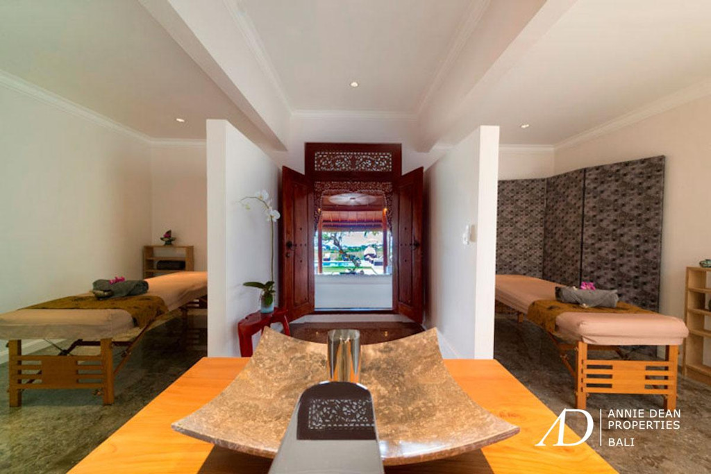 FREEHOLD | MAGNIFICENT 8-BEDROOM ESTATE | PERERENAN