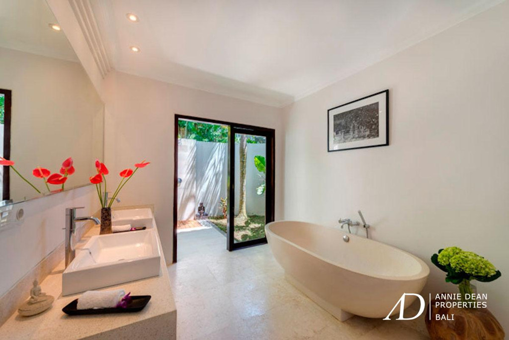 FREEHOLD | MAGNIFICENT 8-BEDROOM ESTATE | PERERENAN